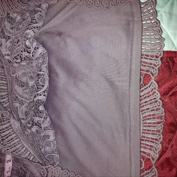 Mauve crochet lace top - Picture 5 of 5